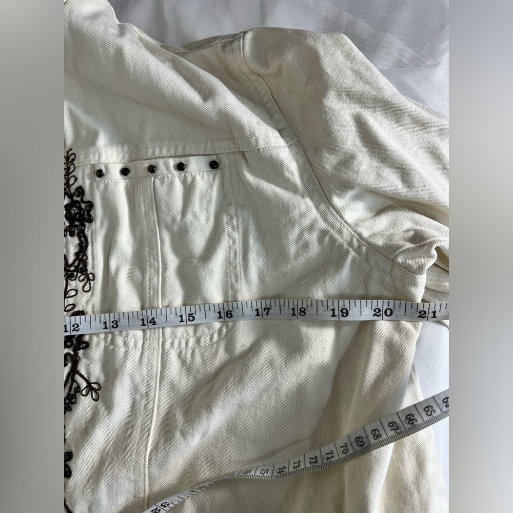 Women's Ivory Laura Ashley Medium Jacket Embroidered Studded Detail Western - Picture 10 of 12